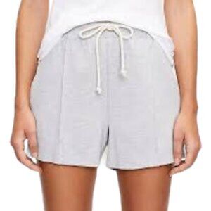 NWT Loft Pull on Short in Ponte Small